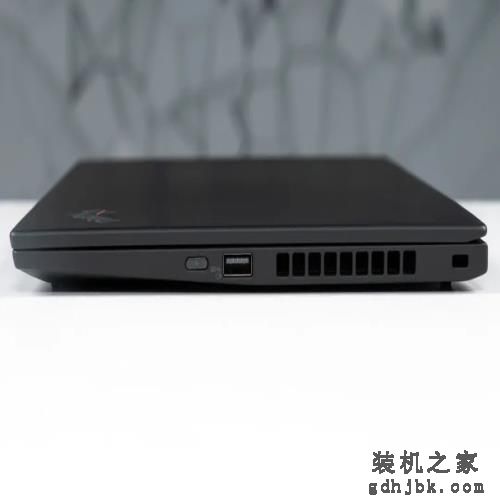 聊一款我最喜欢的商务轻薄本