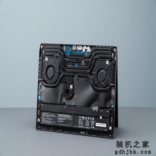 值得推荐的低噪声顶级处理器游戏本：雷神猎刃16测评