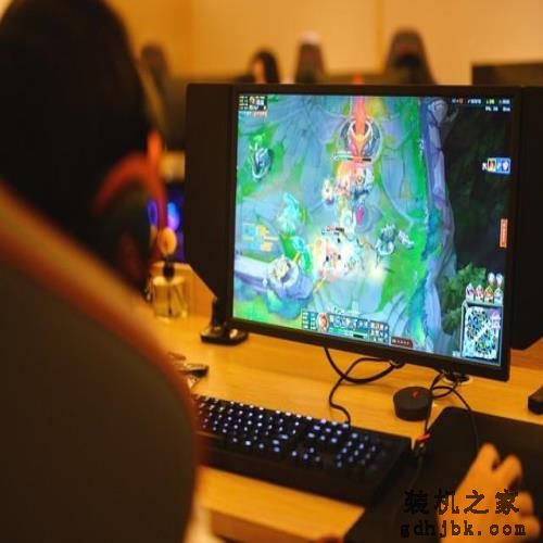 都说英特尔i3处理器玩游戏性能太差，那么他还值得购买吗？