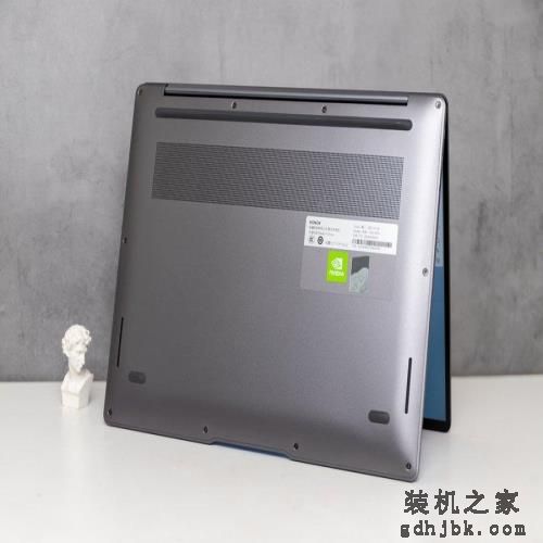 荣耀MagicBook V 14 2022评测：体验更智能的旗舰商务本