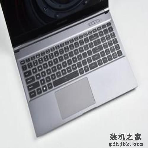 谁最值得买?8款热门游戏本横评 谁最值得买?8款热门游戏本横评