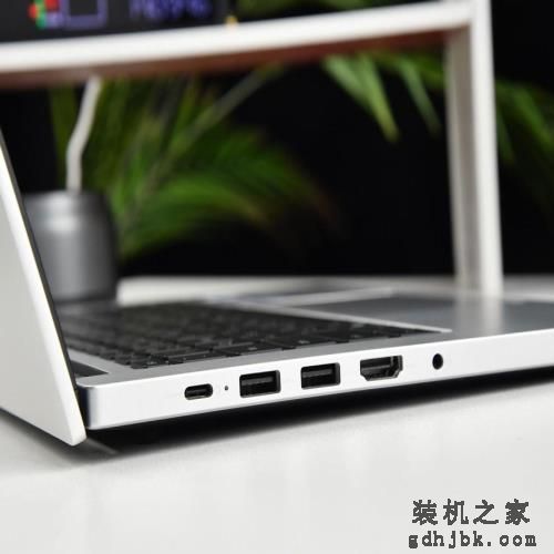 高效又硬核 华为擎云 S540商用笔记本新品评测