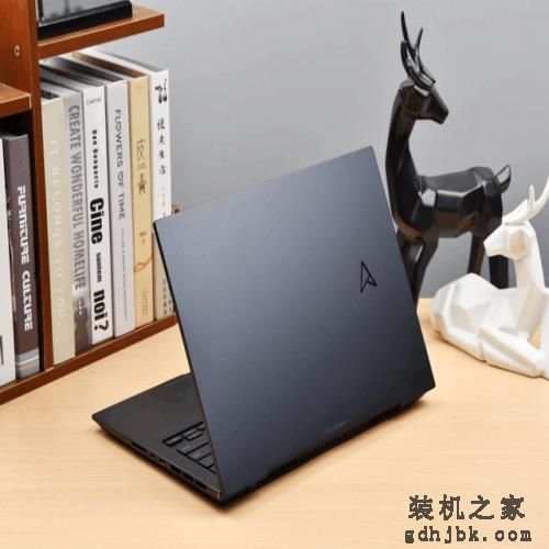 轻薄本性能天花板 14英寸搭13代i9+RTX4060 3A大作实测堪比电竞神器