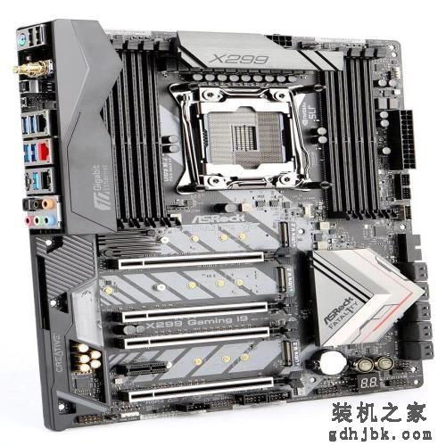 18核的英特尔处理器有啥用？Core i9-7980XE深度评测，结果亮眼！