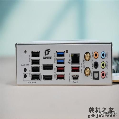 七彩虹iGame Z790D5 FLOW V20评测：酷睿i9满血释放 2K价位无对手