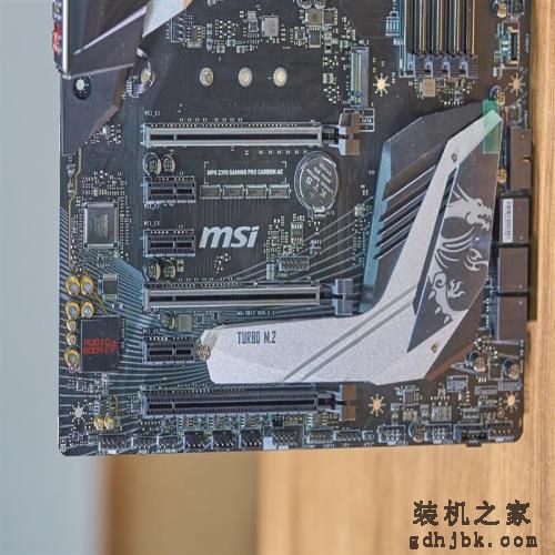 14纳米工艺的极限!i9-9900K首发评测:无可争议的性能王者 14纳米工艺的极限!i9-9900K首发评测:无可争议的性能王者