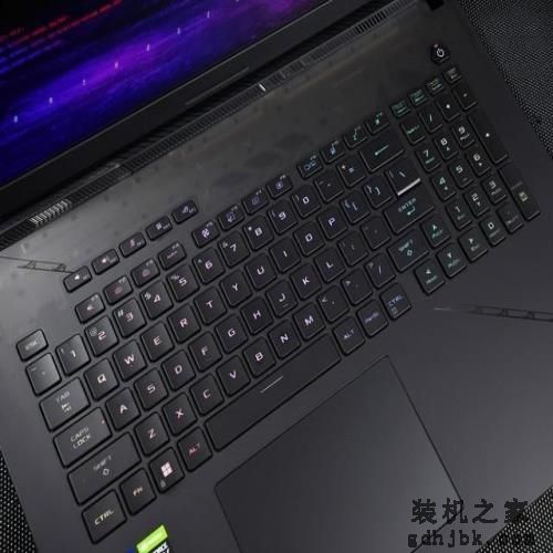 i9-13980HX+RTX4090双顶流性能到底多强 实测ROG枪神7 Plus超竞版揭晓答案
