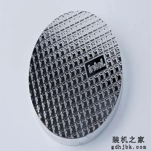 体验6.4GHz+DDR5 8400的极速快感——英特尔酷睿i9-13900KS处理器深度测试