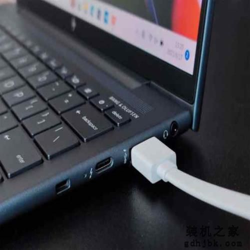 让你拥有头等舱的尊贵体验！惠普Dragonfly旗舰商务本全面评测