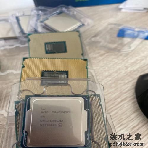 <a href=http://www.gdhjbk.com/tags-8178-0.html target=_blank class=infotextkey>英特尔</a>ES测试处理器能不能用？1100元11代<a href=http://www.gdhjbk.com/tags-8186-0.html target=_blank class=infotextkey>酷睿</a>I9顶级核显装机实测