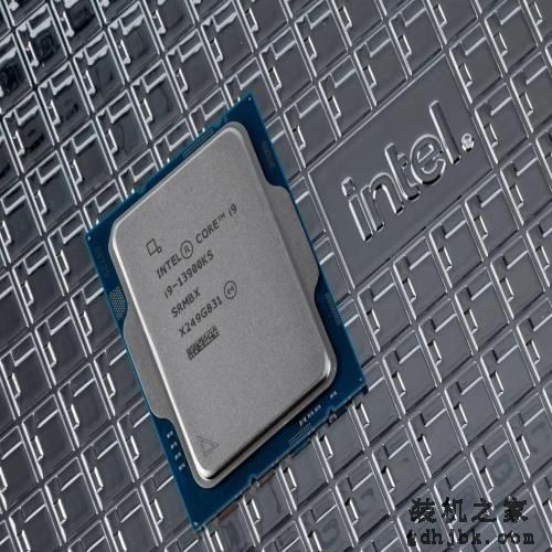 体验6.4GHz+DDR5 8400的极速快感——英特尔酷睿i9-13900KS处理器深度测试