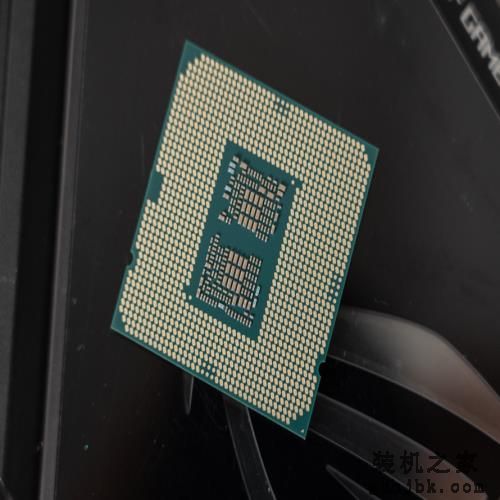 英特尔酷睿i9-10900K处理器首发评测