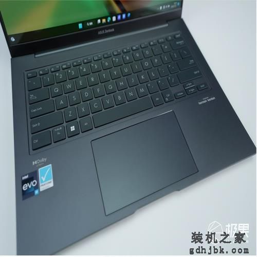 13代i9性能续航可双全 灵耀14 2023旗舰版轻薄本评测