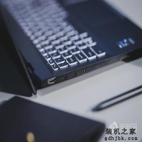 微星Summit E16 Flip Evo体验 新一代高端商务本之典范
