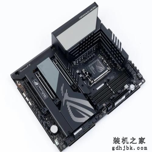 真没挤牙膏，提升幅度最高超50%！英特尔第13代处理器旗舰：酷睿i9-13900K首测