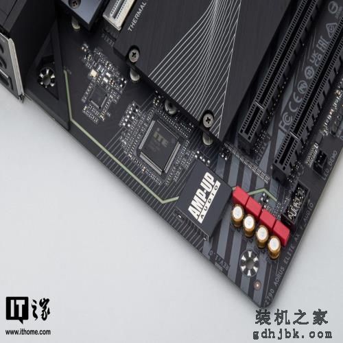 13 代酷睿 i9-13900K 首发评测：单核提升 15% 多核暴涨超 40%