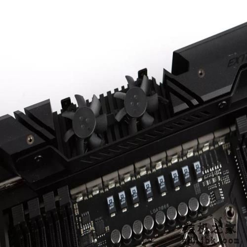 可能是定价最低的英特尔新旗舰处理器，酷睿i9-10980XE首测