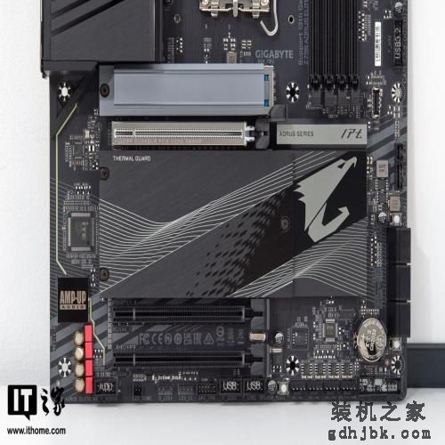 13 代酷睿 i9-13900K 首发评测：单核提升 15% 多核暴涨超 40%