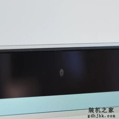 围观！苹果MacBook Air评测：近乎完美的商务笔记本电脑｜喜欢吗