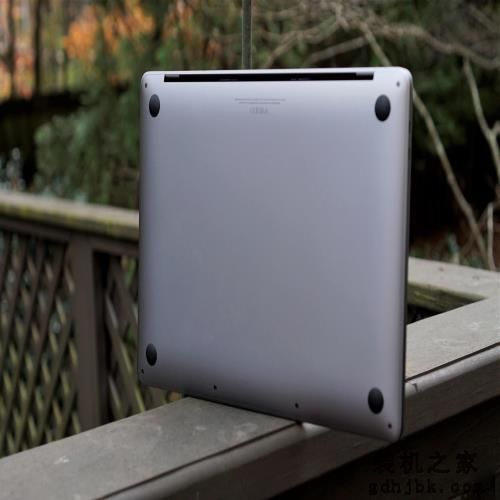 苹果MacBook Pro M1评测：5纳米芯片的笔记本电脑