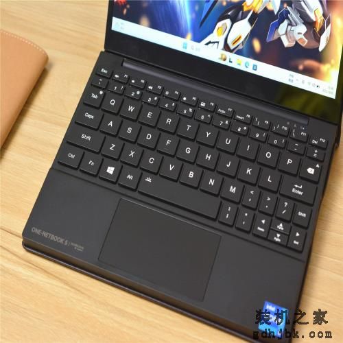 i7处理器+10.1英寸2K触控屏+真皮机身，国产“迷你型”轻薄本评测