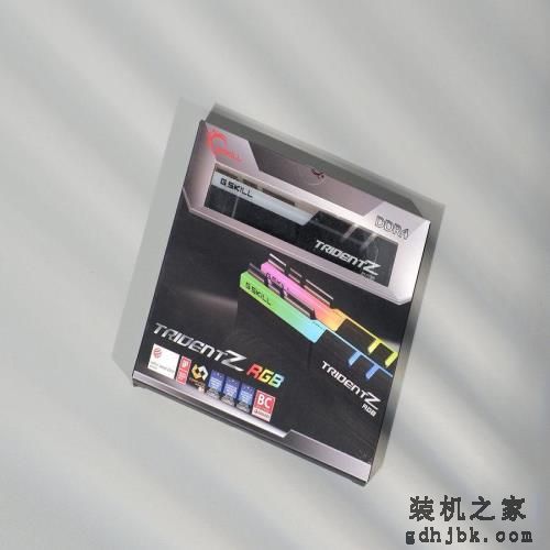 英特尔酷睿i7-13700评测：性能依旧强悍，13代非K处理器不容小视！