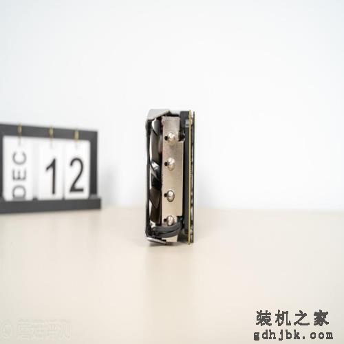 显卡中的钉子户是什么水平？七彩虹GTX 1080Ti显卡 评测