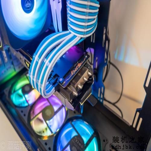 显卡中的钉子户是什么水平？七彩虹GTX 1080Ti显卡 评测