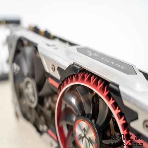 显卡中的钉子户是什么水平？七彩虹GTX 1080Ti显卡 评测