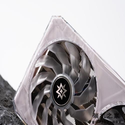 影驰GeForce RTX 4080 SUPER星曜OC显卡评测:更强也更有性价比! 影驰GeForce RTX 4080 SUPER星曜OC显卡评测:更强也更有性价比!