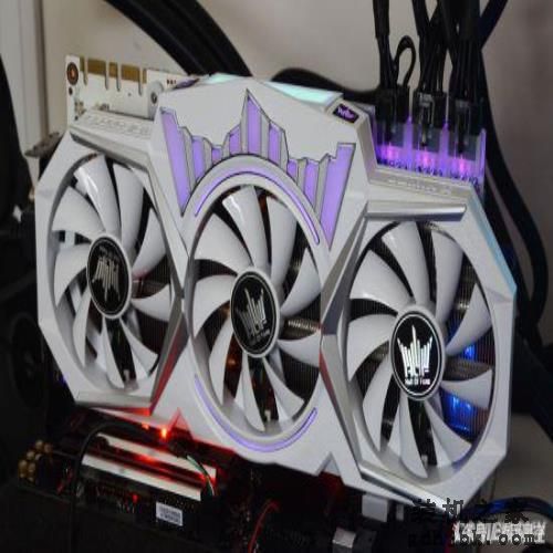 带显示屏将成显卡主流？名人堂GTX 1080Ti超频测试