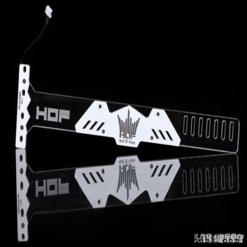 带显示屏将成显卡主流？名人堂GTX 1080Ti超频测试