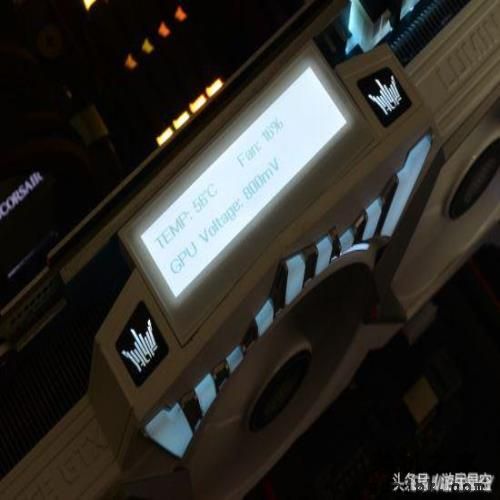 带显示屏将成显卡主流？名人堂GTX 1080Ti超频测试