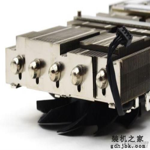 显卡自带液晶屏显 逼格突破天际的GTX 1080Ti评测