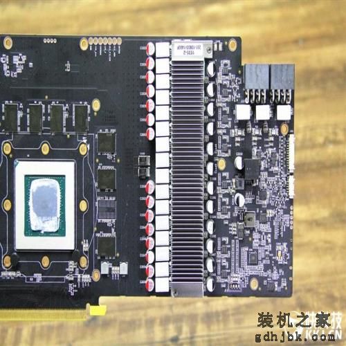 5899元！索泰GTX 1080 Ti PGF评测：卡皇更猛